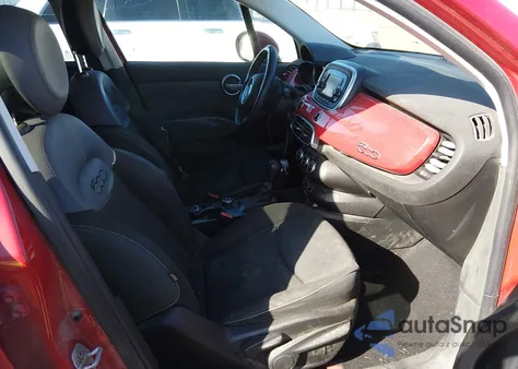 2016 Fiat 500X Easy z USA, uszkodzony, nr VIN ZFBCFXBT4GP466370